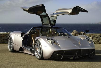 أفضل السيارات في عام 2012